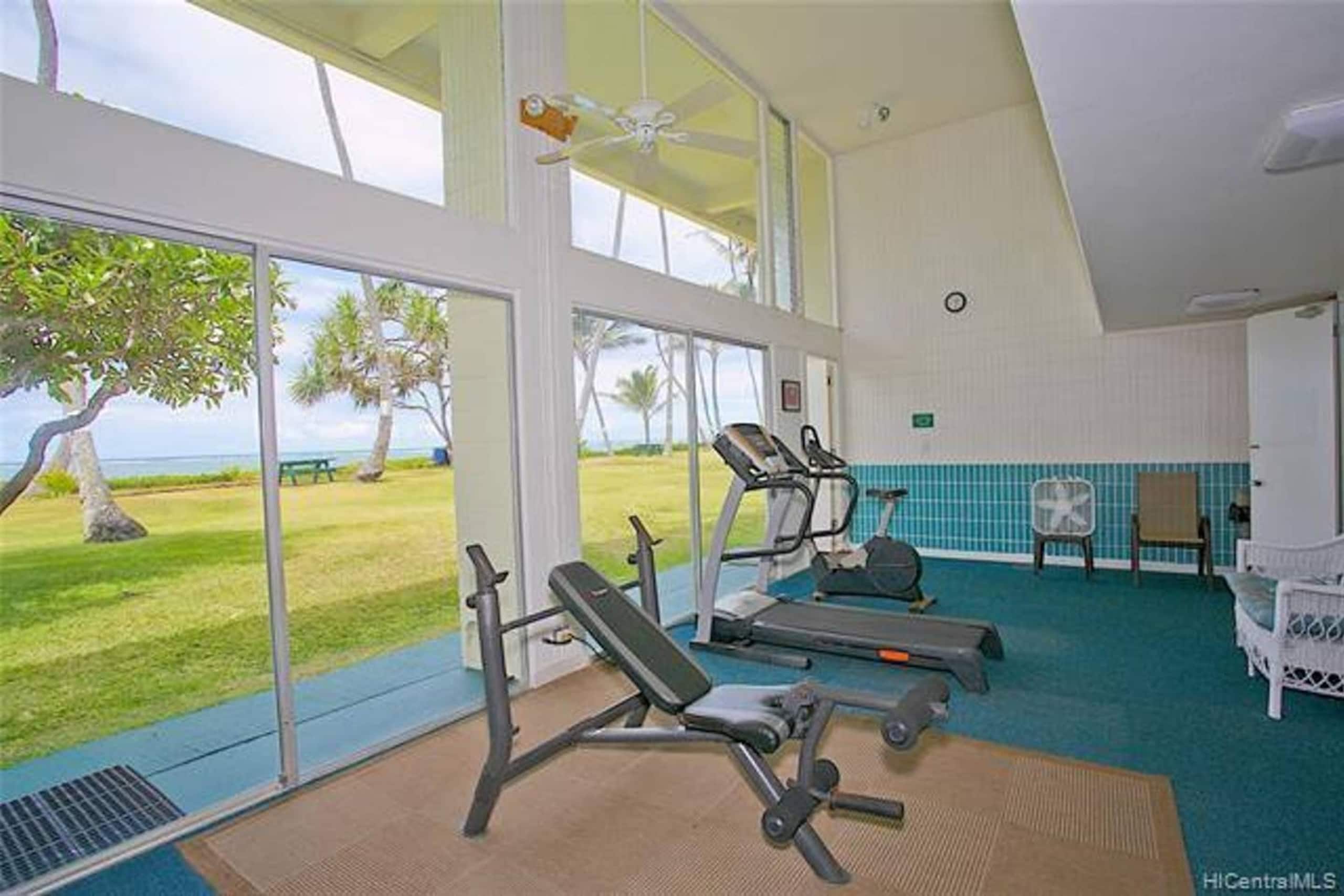 Condo in Hauula · ★4.42 · 4 bedrooms · 6 beds · 5.5 private baths - Image 25