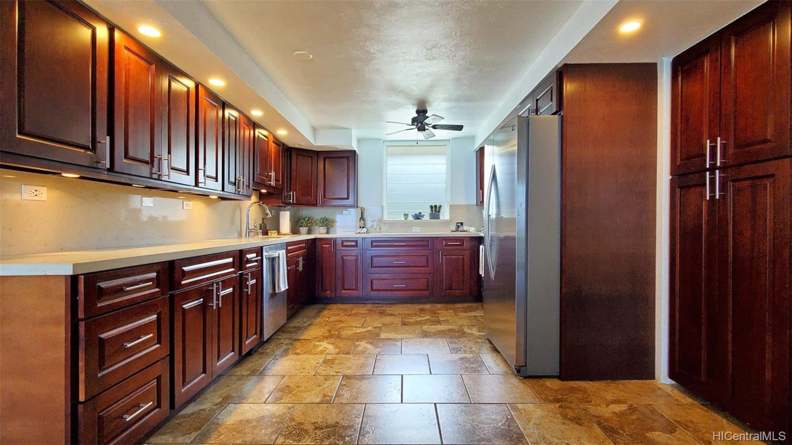 Condo in Hauula · ★4.42 · 4 bedrooms · 6 beds · 5.5 private baths - Image 30