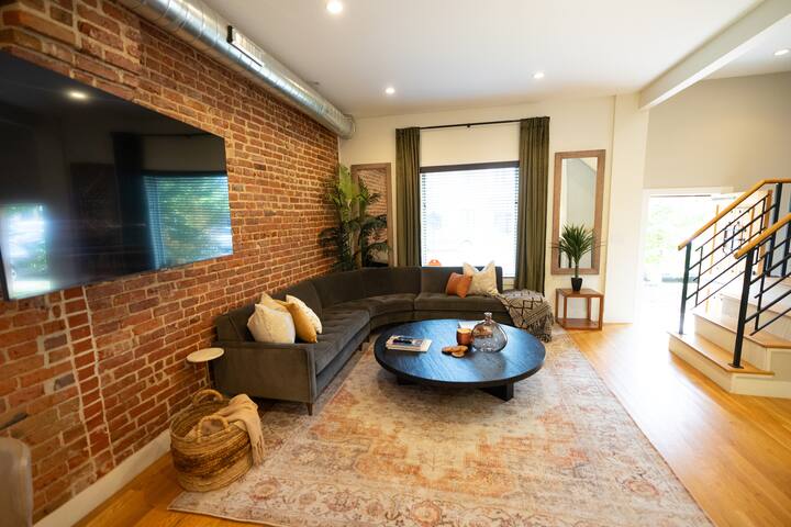 *Urban Oasis in RiNo* Fire Pit | Yard | Garage gallery image 2