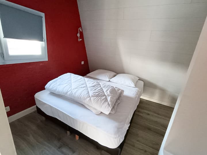 საძინებელი 1