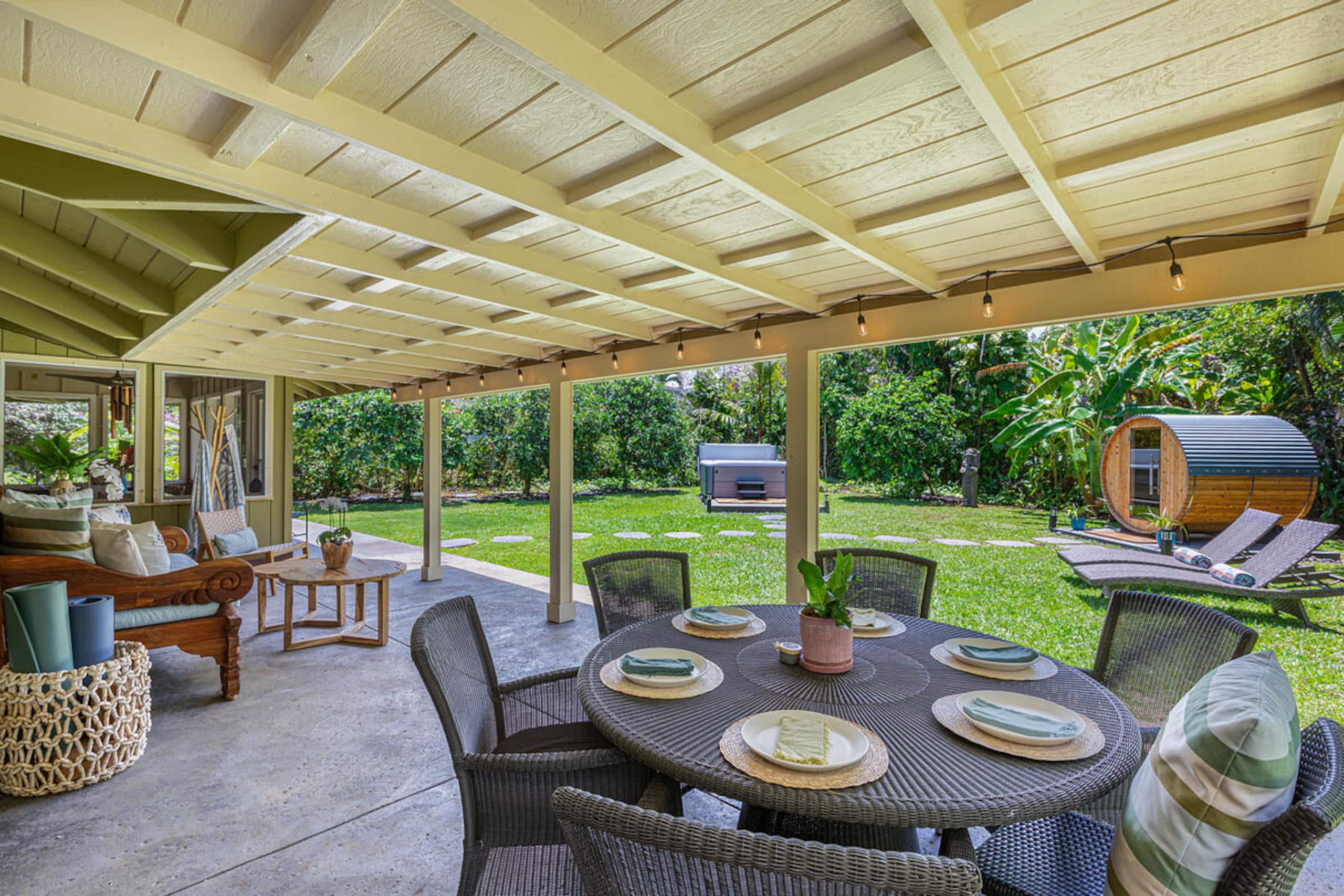 Home in Princeville · ★4.94 · 3 bedrooms · 3 beds · 2 baths - Image 11
