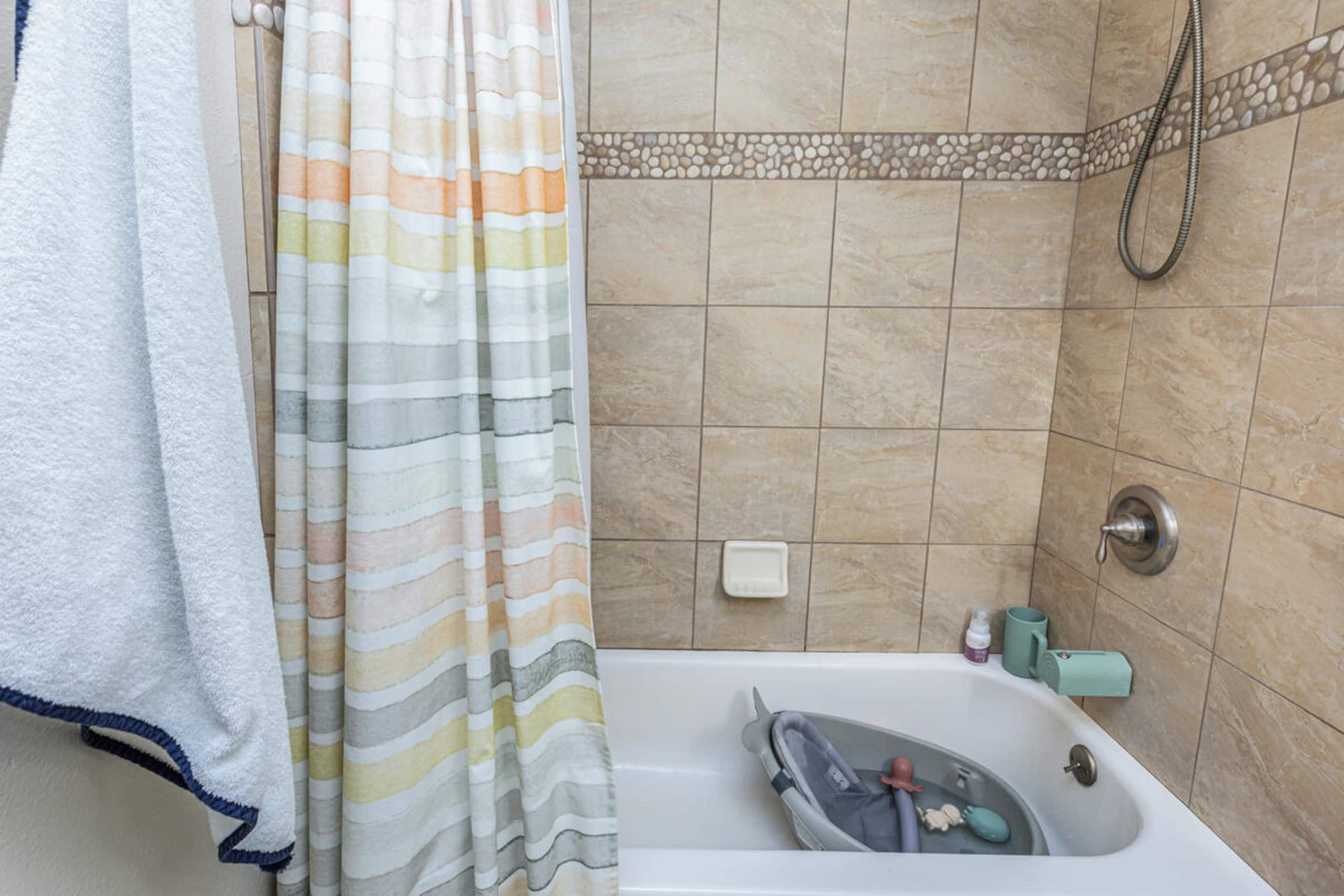 Home in Princeville · ★4.94 · 3 bedrooms · 3 beds · 2 baths - Image 21