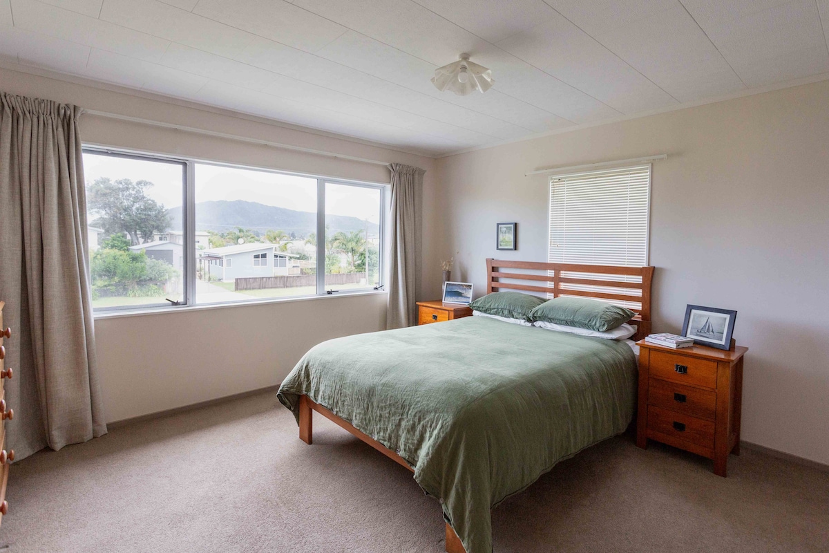 საძინებელი 4