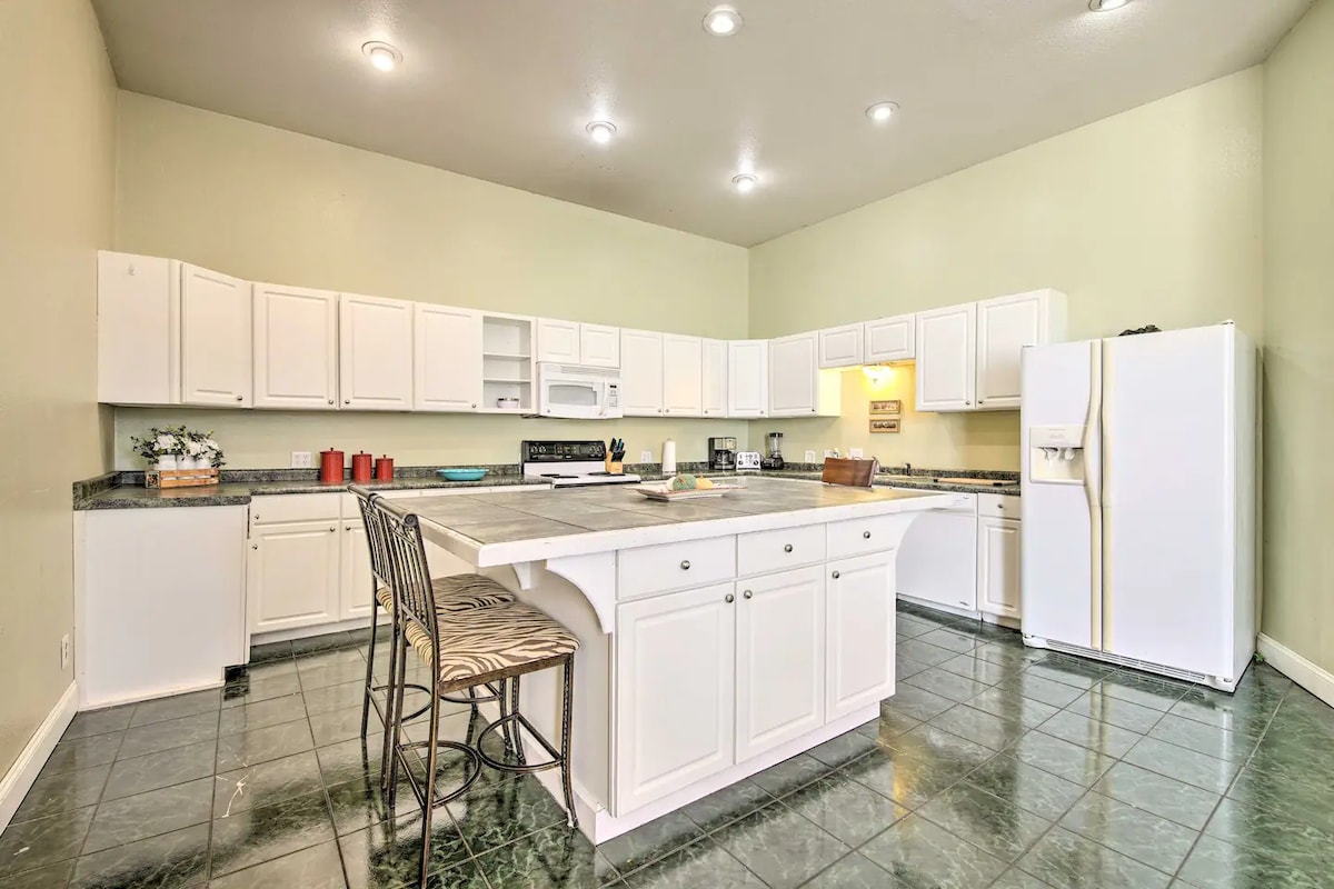 NW Urban Loft / Work Crews / Large Groups Welcome - 7