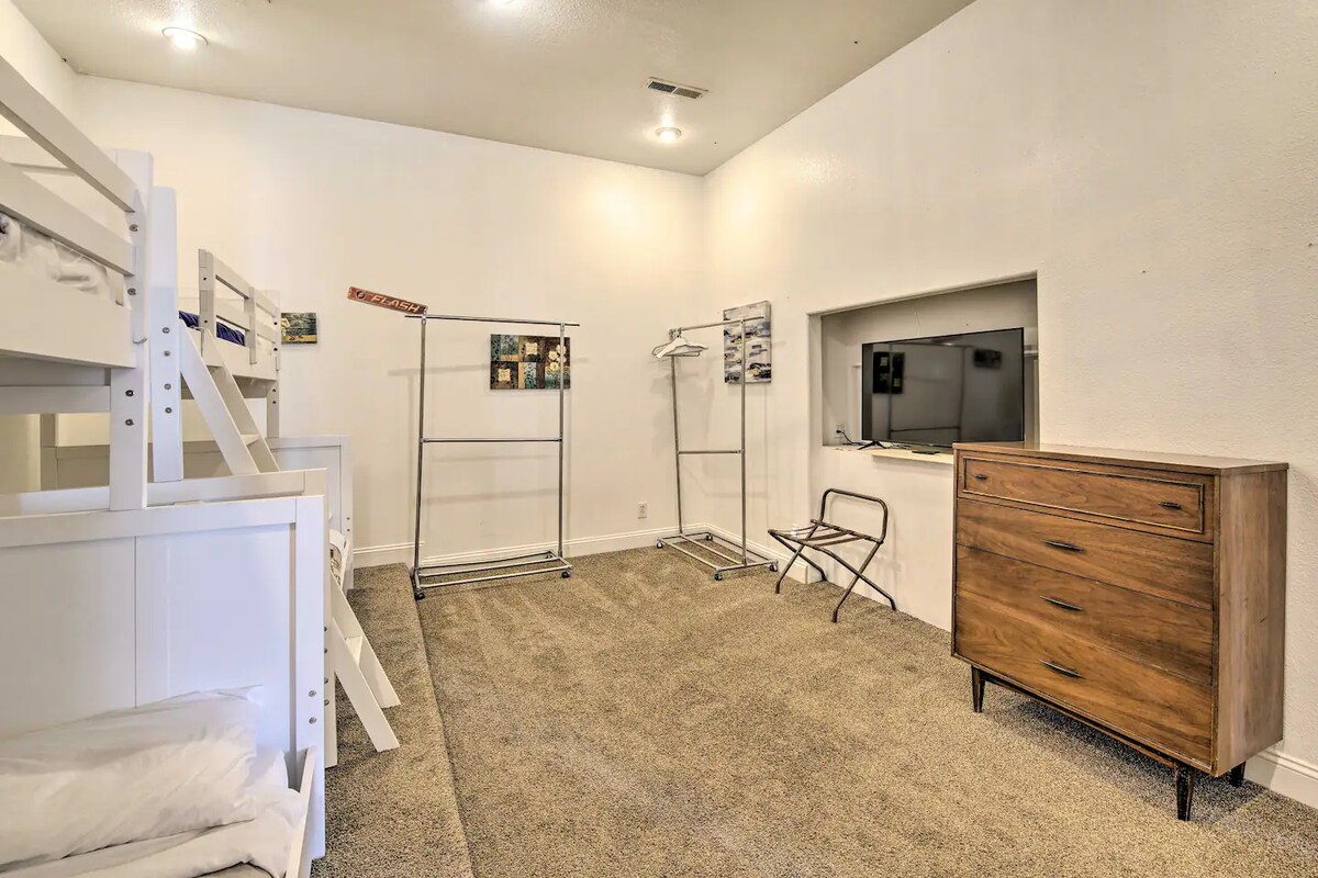 NW Urban Loft / Work Crews / Large Groups Welcome - 18