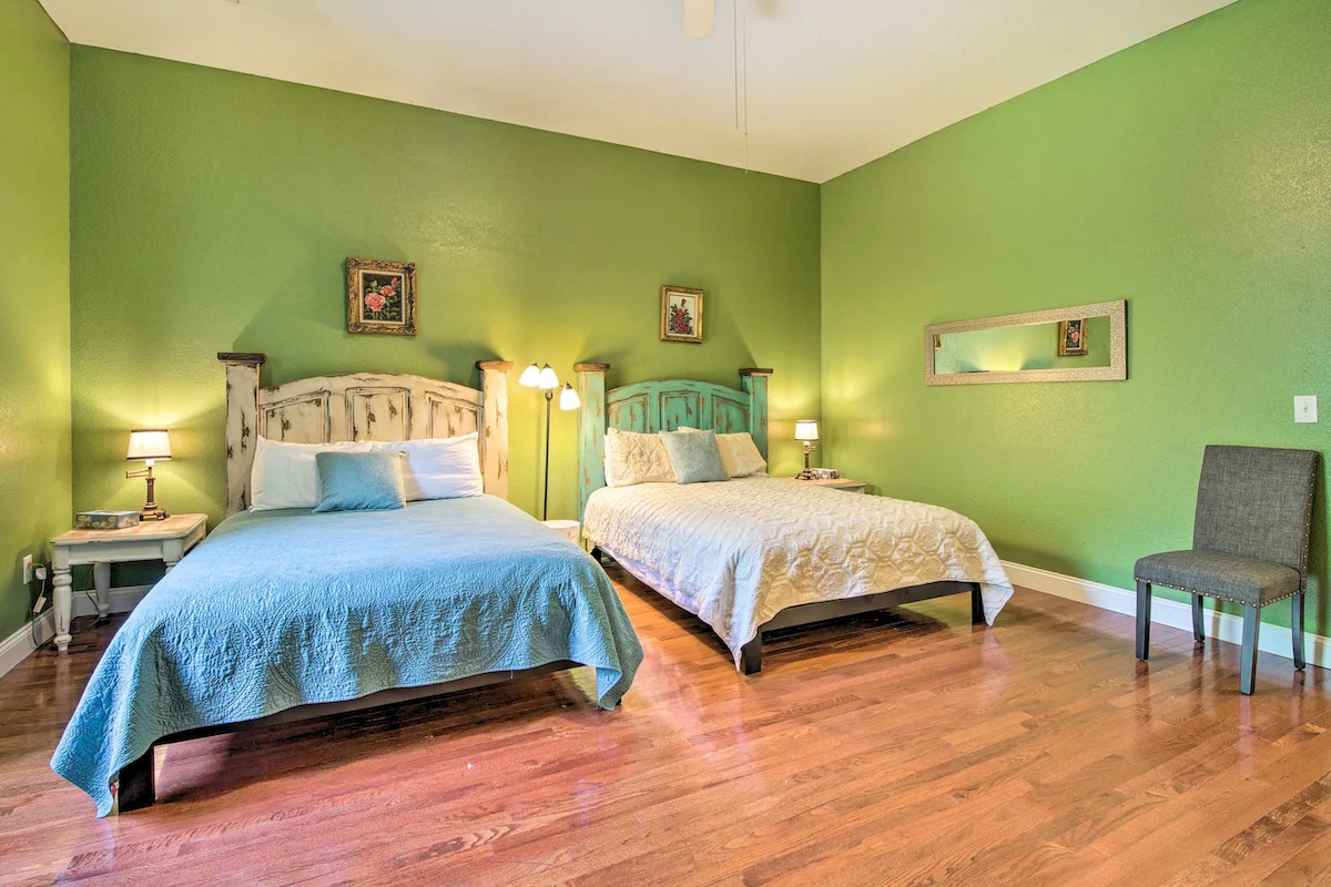 NW Urban Loft / Work Crews / Large Groups Welcome - 13