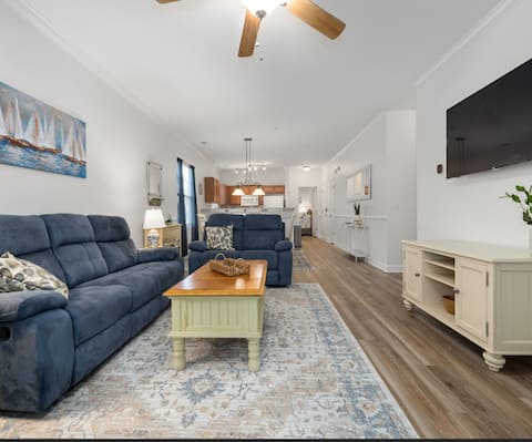 Successful Airbnb property: Barefoot Resort| Dog Friendly | Pool | Golf| Beach in South Carolina