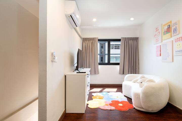 Townhouse in Pratunam Bangkok 100m from 7/11 gallery image 4