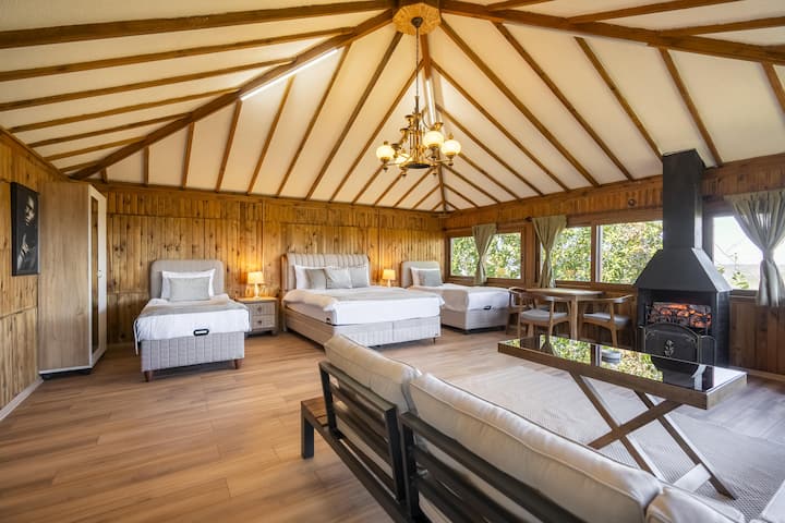 Authentic Family Room - Polonezköy