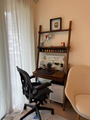 Central no stairs, large 2 bed/2 bath LKF Tai Kwun gallery image 5