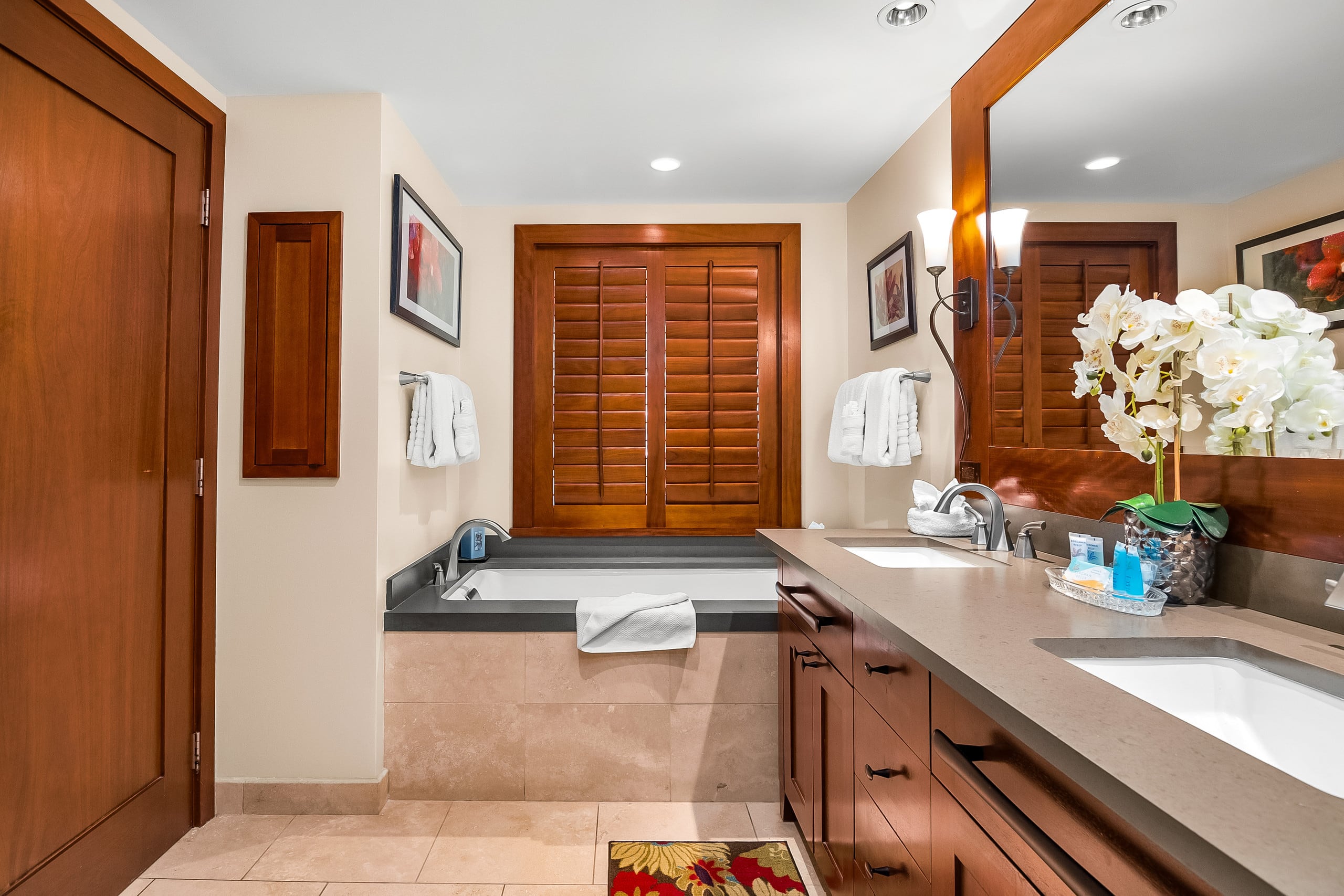 Condo in Kapolei · ★5.0 · 2 bedrooms · 4 beds · 2 private baths - Image 35