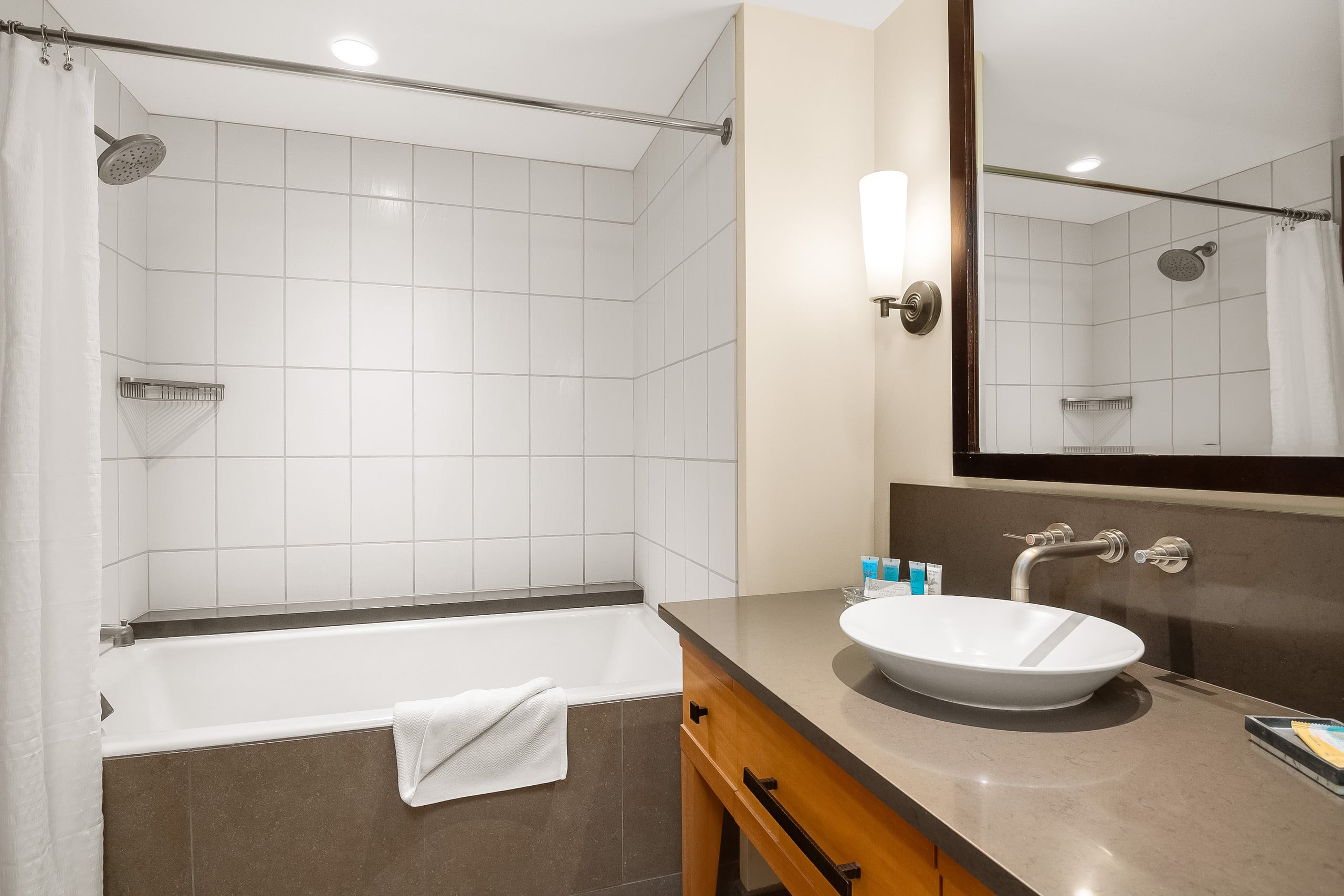 Condo in Kapolei · ★5.0 · 2 bedrooms · 4 beds · 2 private baths - Image 37