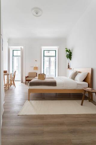 1800’s Palace Guesthouse for company offsite gallery image 4