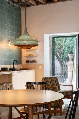 1800’s Palace Guesthouse for company offsite gallery image 3