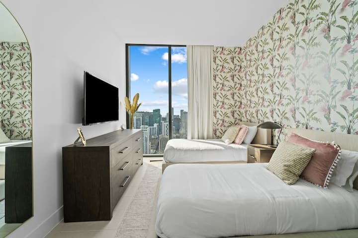 The Miami Penthouse | Luxury, Breathtaking Views - Condominiums for ...