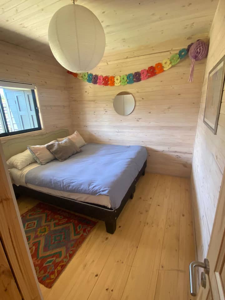 საძინებელი 2