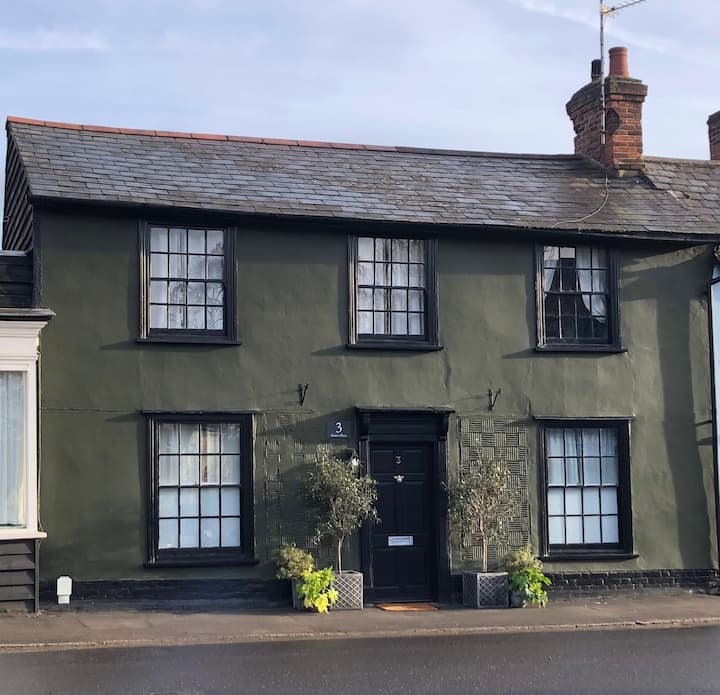 Lets Go To Susies Place! - Saffron Walden