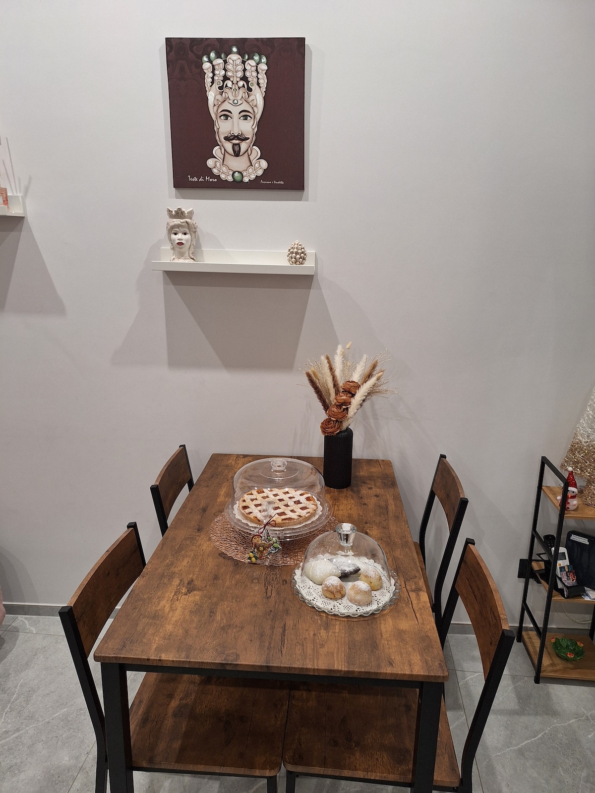 Popular Airbnb listing: vacation home at the theater in Catania