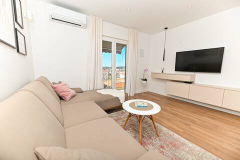 Popular Airbnb listing: Apartment Dajana feeling of home in Trogir