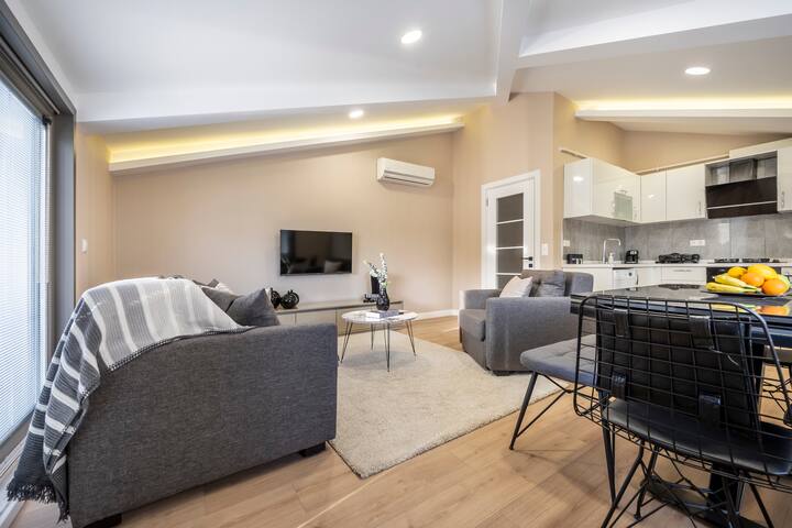 Sea View Terrace Penthouse gallery image 3