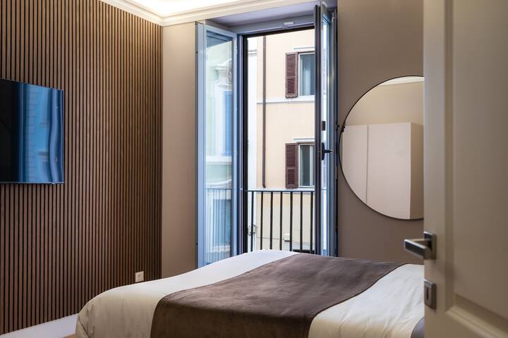 Amazing 3-Bedrooms Pantheon gallery image 2