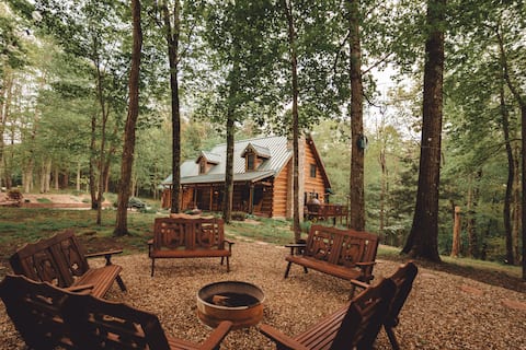 Rustic retreat-Hot Tub • Sauna • Firepit • Game rm