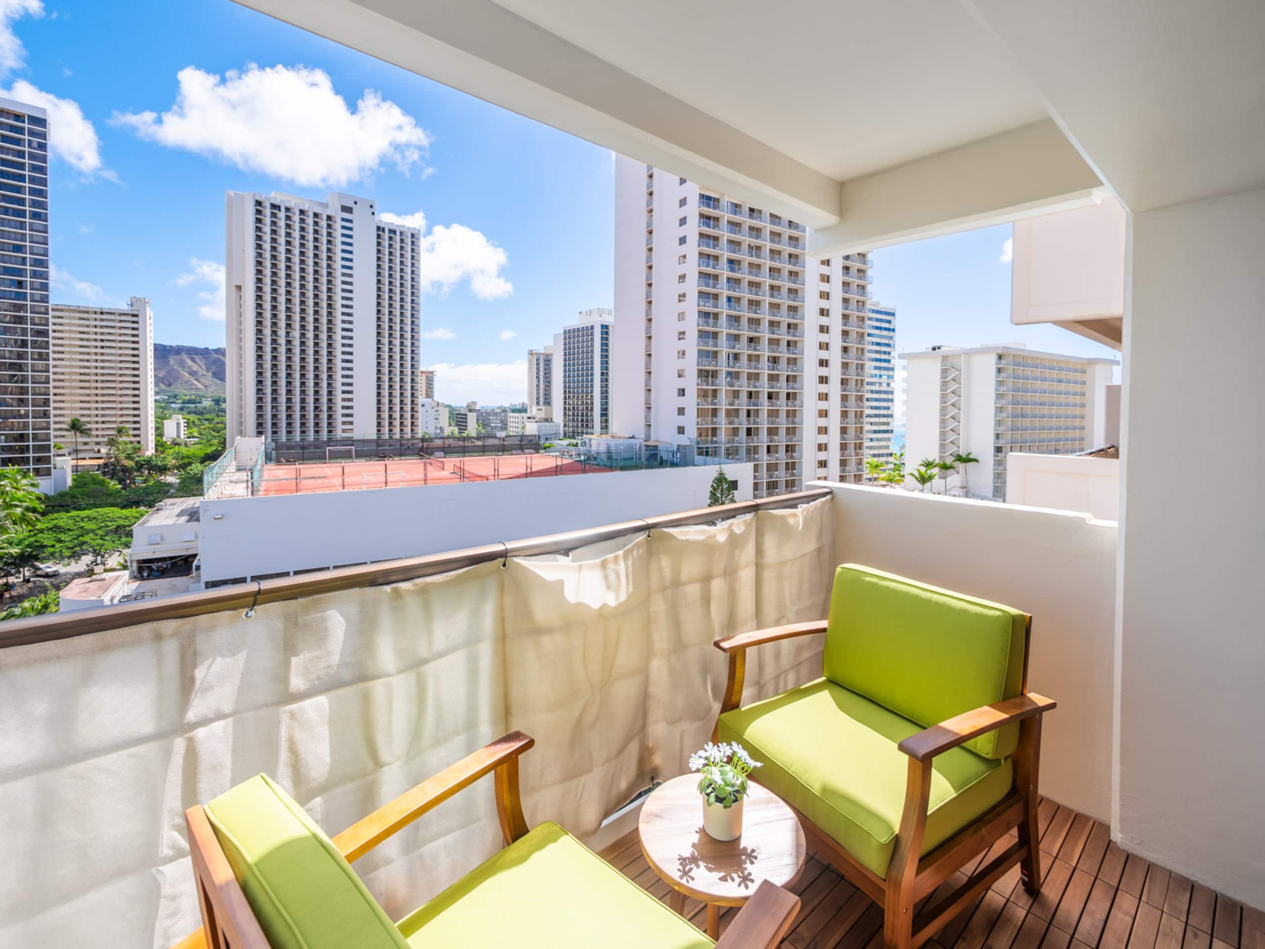 HighFloor 2BR/2BA 4beds Partial Ocean View+Parking - Image 59