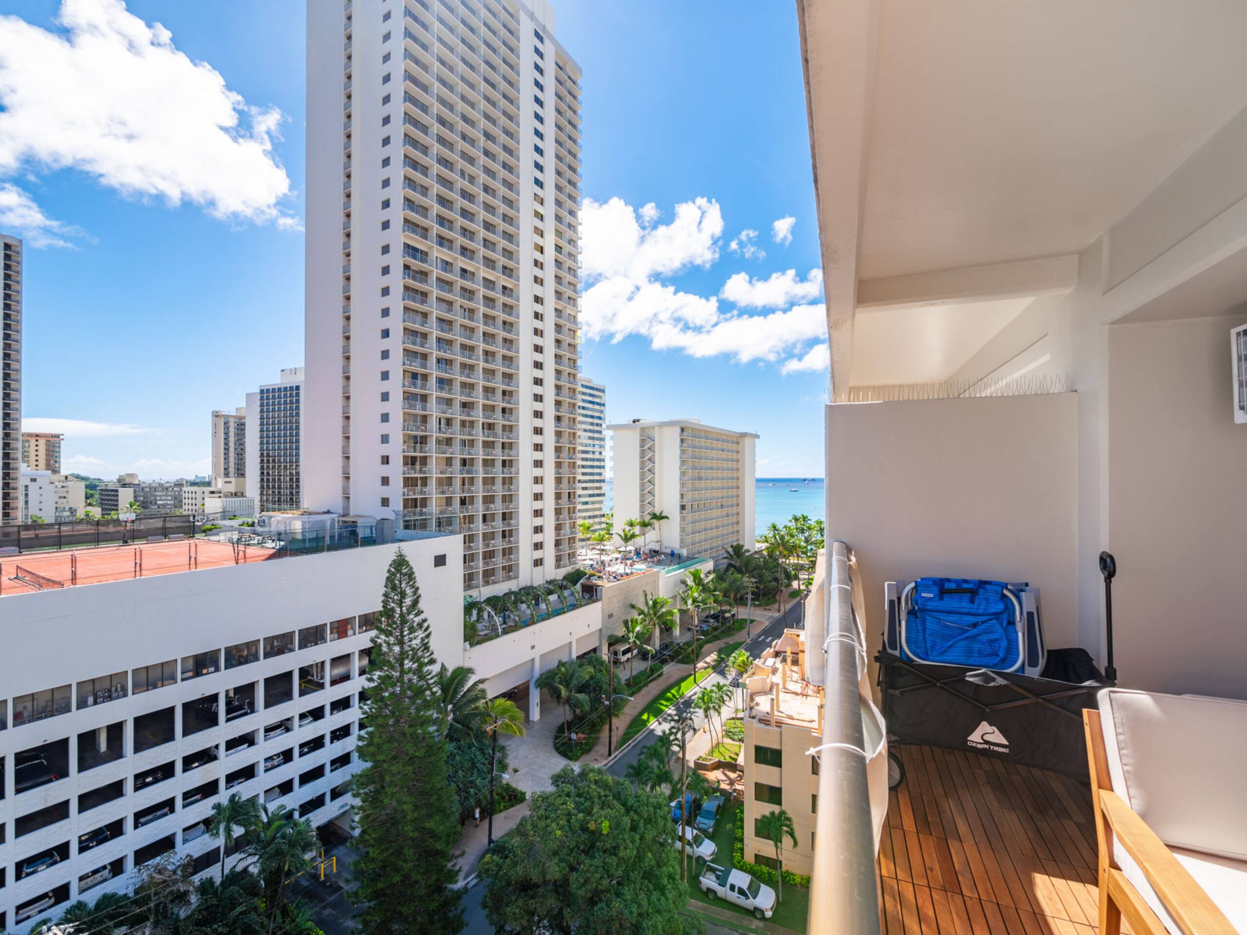 HighFloor 2BR/2BA 4beds Partial Ocean View+Parking - Image 49