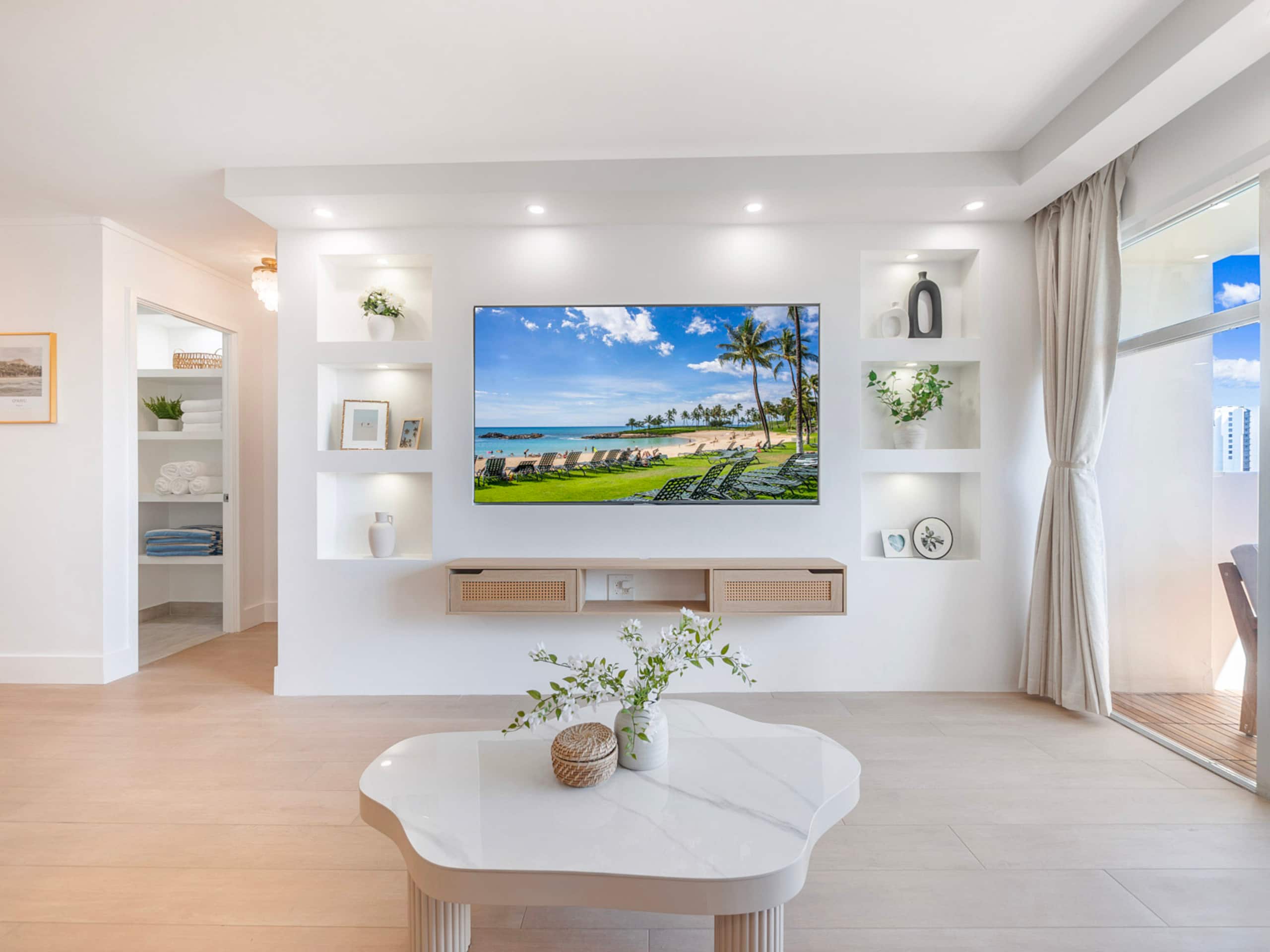 HighFloor 2BR/2BA 4beds Partial Ocean View+Parking - Image 13