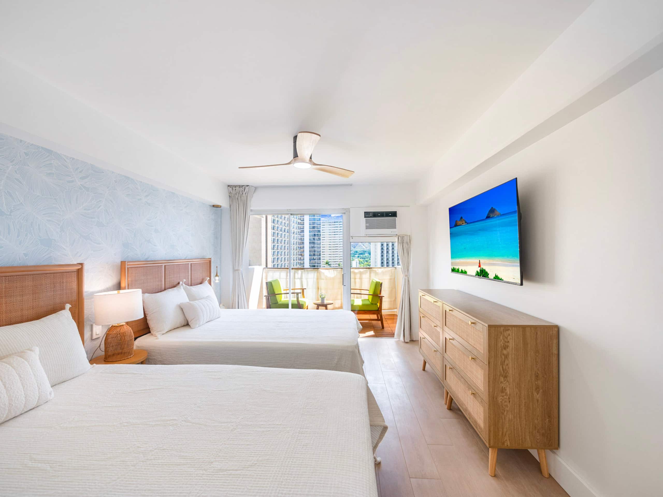 HighFloor 2BR/2BA 4beds Partial Ocean View+Parking - Image 27