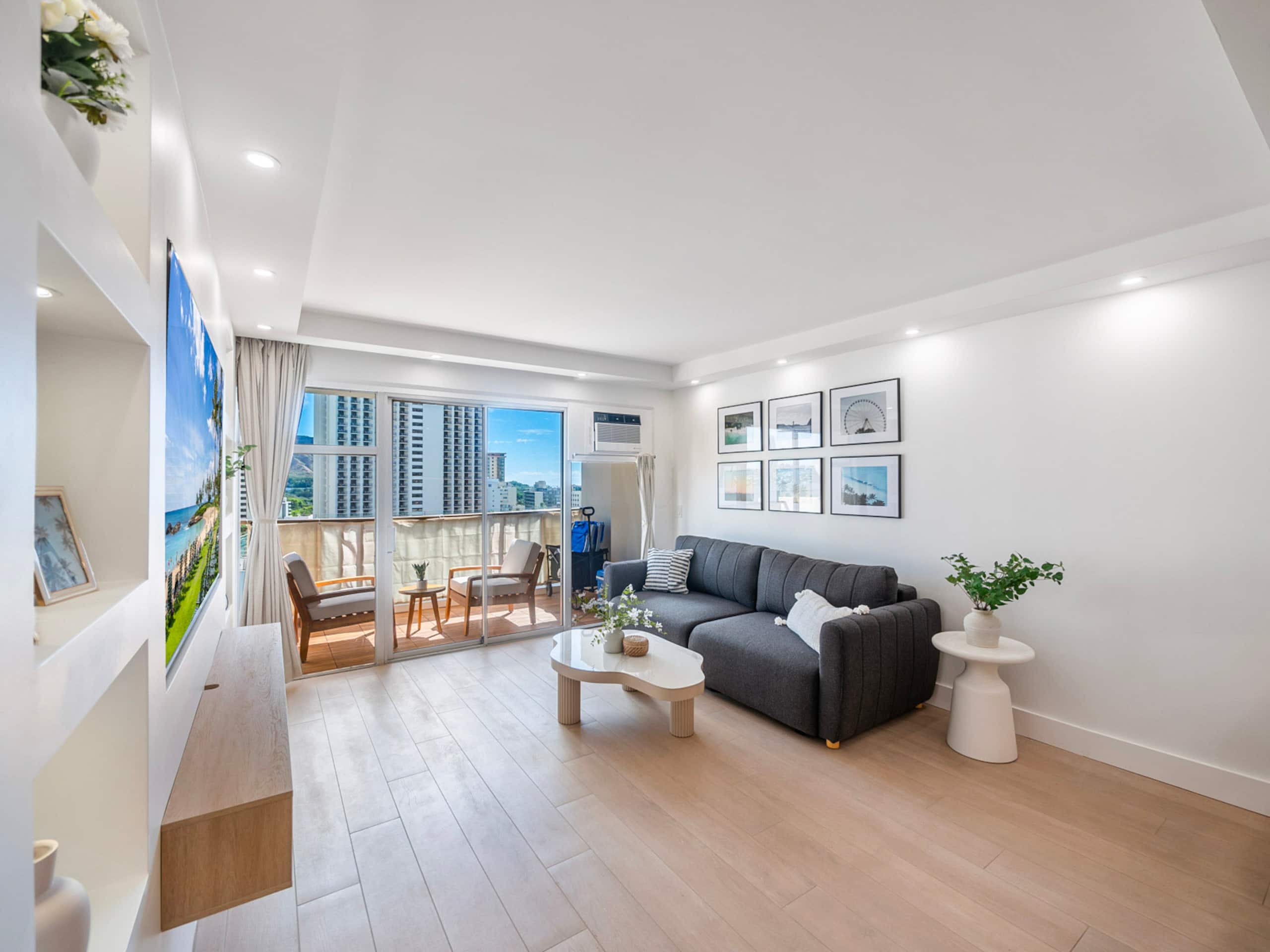 HighFloor 2BR/2BA 4beds Partial Ocean View+Parking - Image 5
