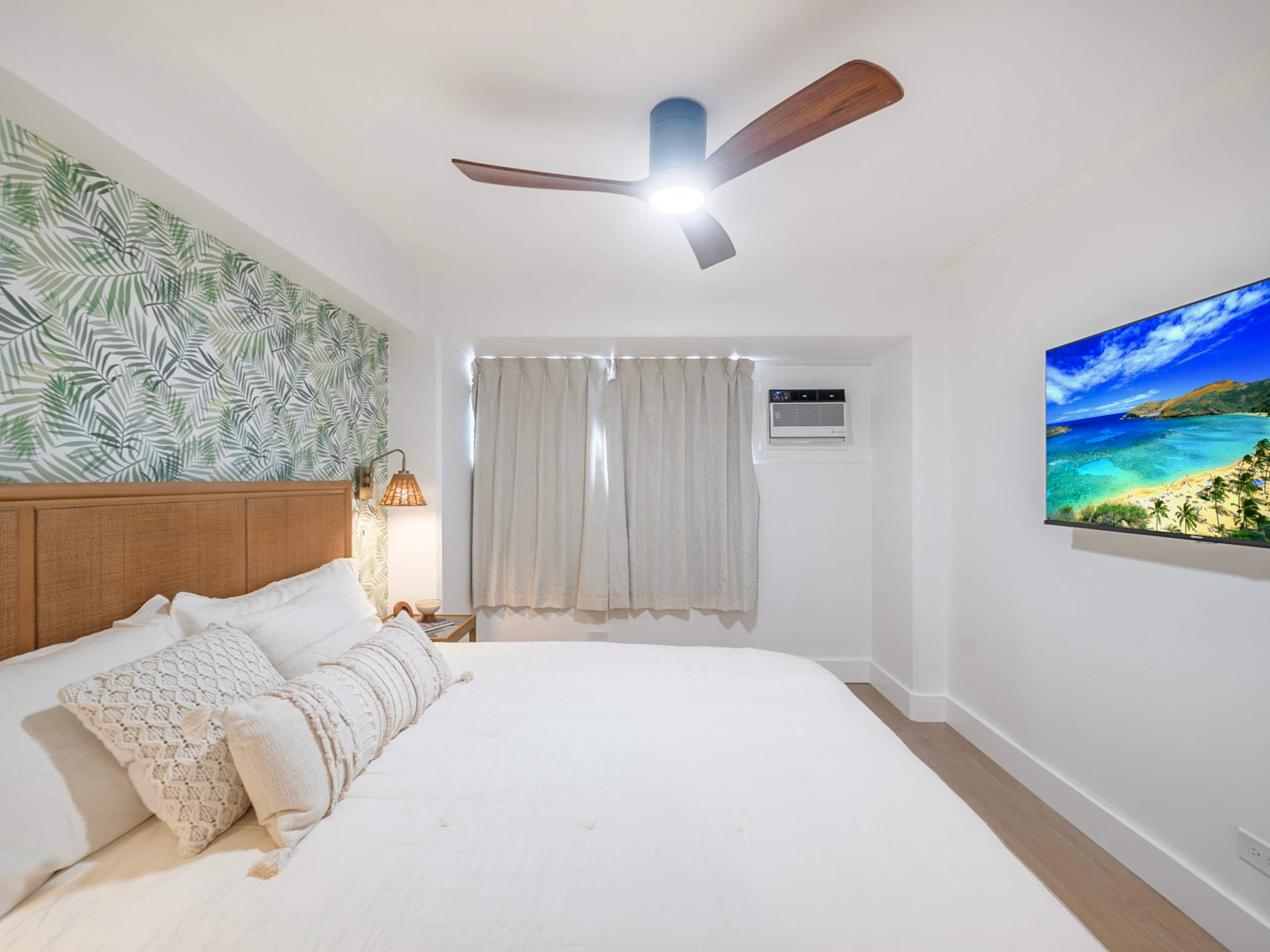 HighFloor 2BR/2BA 4beds Partial Ocean View+Parking - Image 26