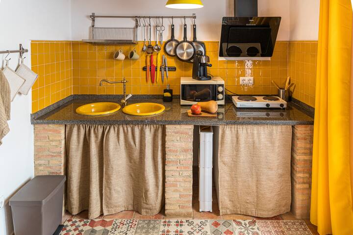 Casa Rural La Artística, Alojamiento Y Arte - Alájar
