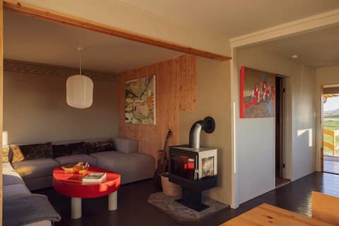 Successful Airbnb property: A place for rest and inspiration. in Andøy