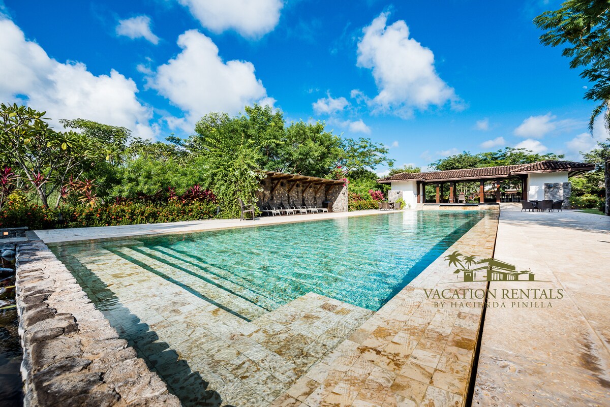 Villa Coral, Golf & Beach Resort Living - Villas for Rent in Tamarindo, Provincia de Guanacaste, Costa Rica - Image 1