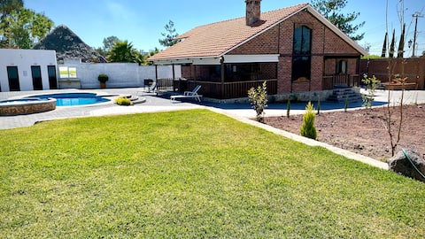 lomas de comanjilla cabin