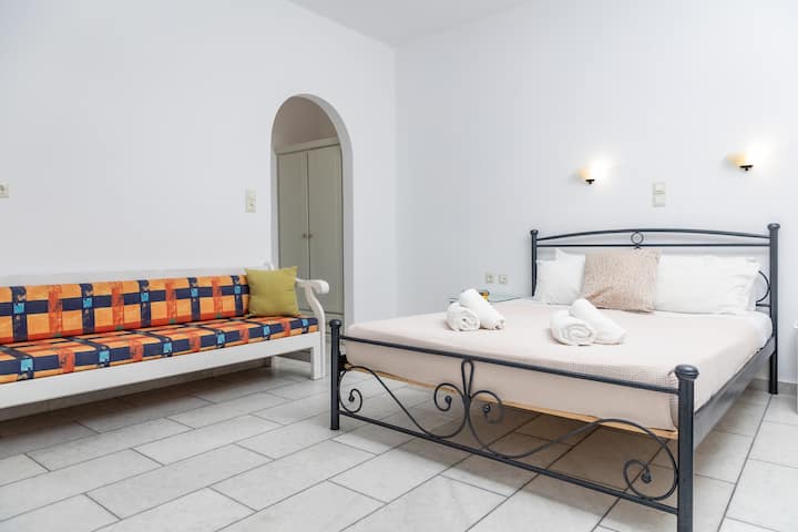Depis Apartments Chora Naxos - ナクソス島