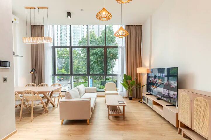 Viva La Villa/4 Bedrooms, 3 Bath villa /MRT/Rama 9 gallery image 4