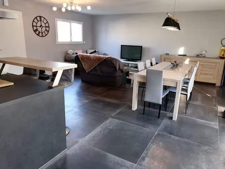 მისაღები ოთახი