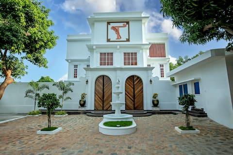 T Resort 3- Bedroom Pvt Pool Villa