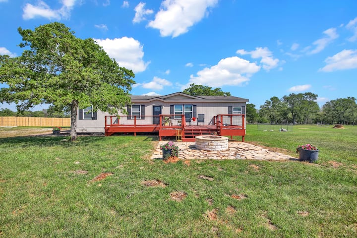 Rancho Roble* - Cedar Creek, TX