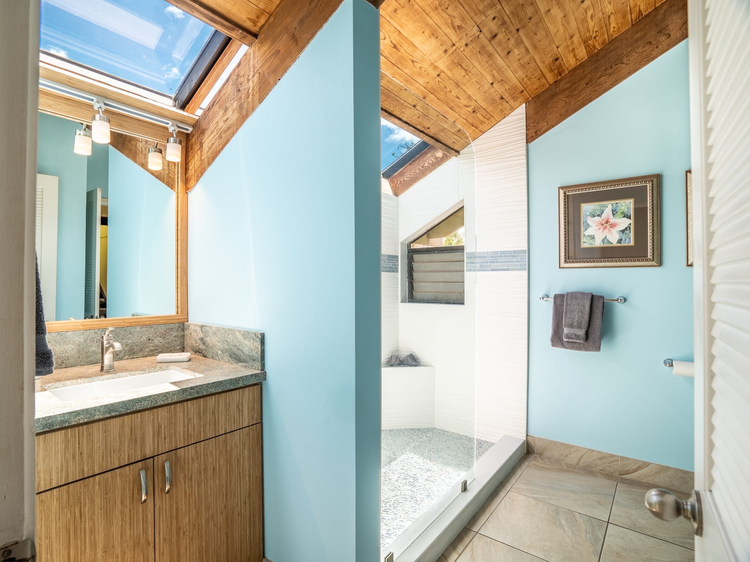 Condo in Lahaina · ★4.8 · 3 bedrooms · 5 beds · 2 private baths - Image 13