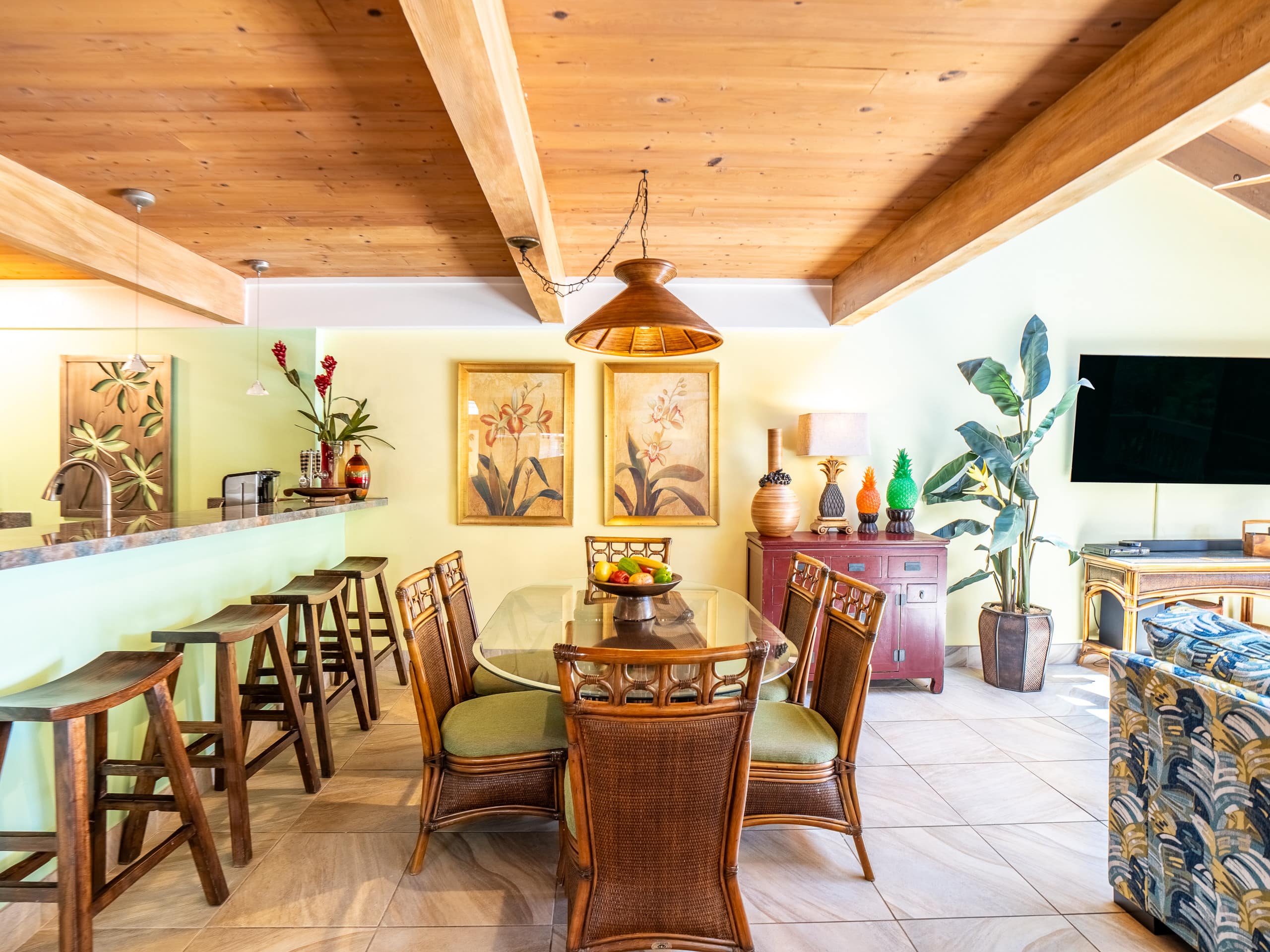 Condo in Lahaina · ★4.8 · 3 bedrooms · 5 beds · 2 private baths - Image 31