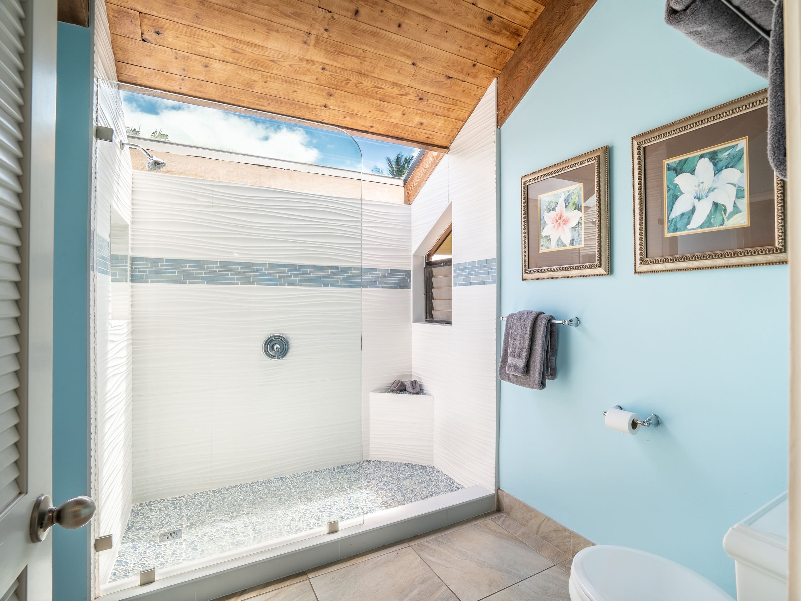 Condo in Lahaina · ★4.8 · 3 bedrooms · 5 beds · 2 private baths - Image 14
