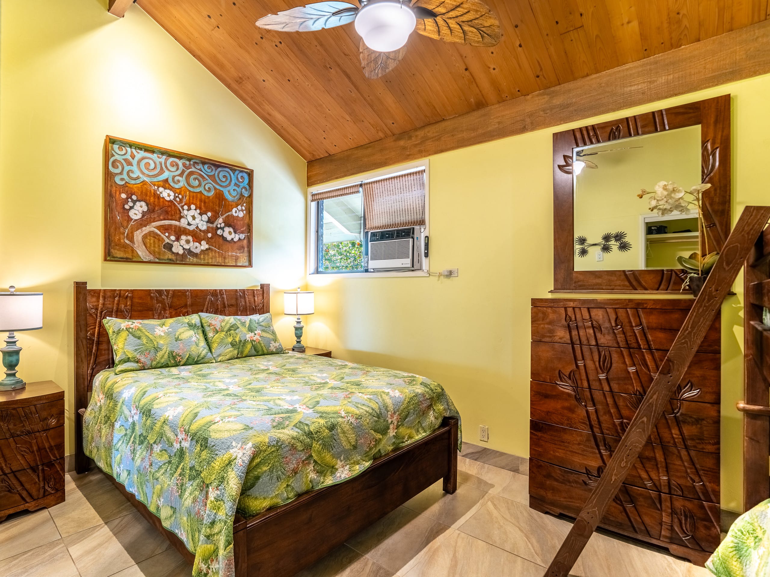 Condo in Lahaina · ★4.8 · 3 bedrooms · 5 beds · 2 private baths - Image 9