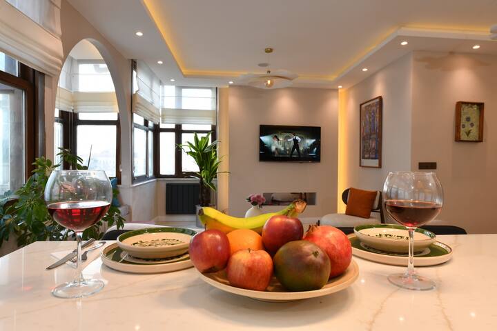 Chic &Modern 2BR .AC.@Taksim sq gallery image 3