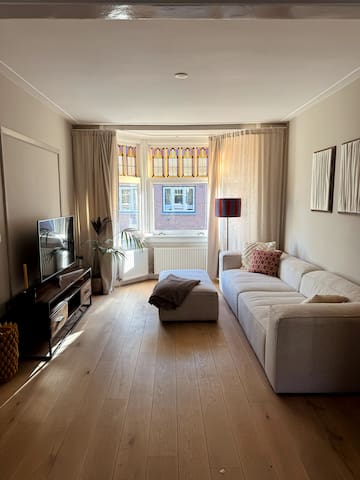 Luxe groot appartement nabij RAI