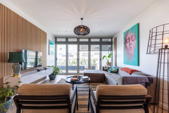 Sea Serenade gallery image 2