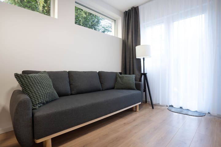 Cozy Central 1-bedroom Apartment | Home2share - Bonn