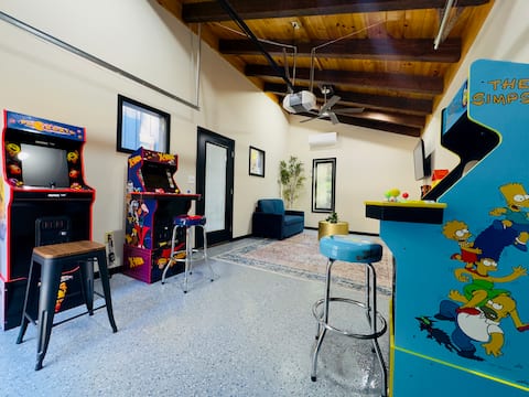 The Aubrey/New Build/10 miles to RRG